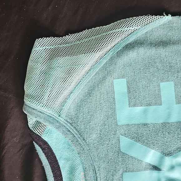 Nike Aqua Blue Sleeveless Training Tank - Picture 2 of 5